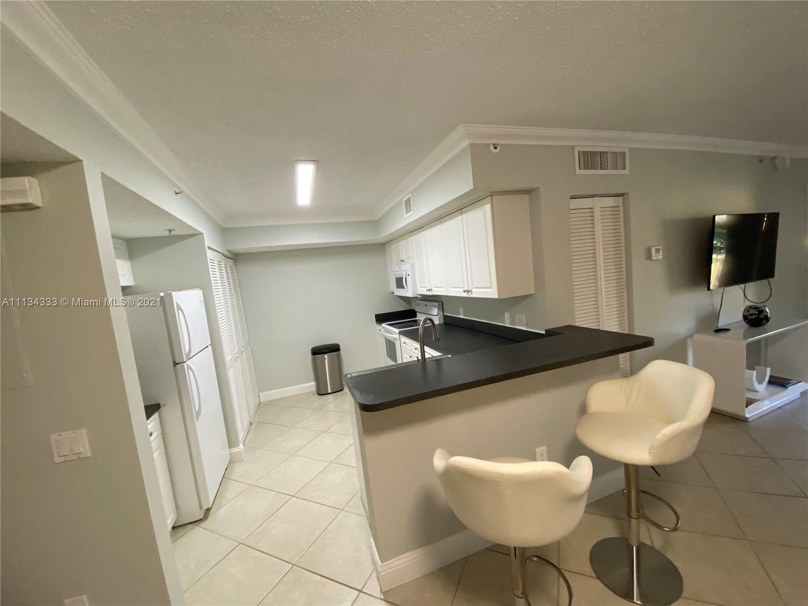 LA VIA CONDO - Residential Lease