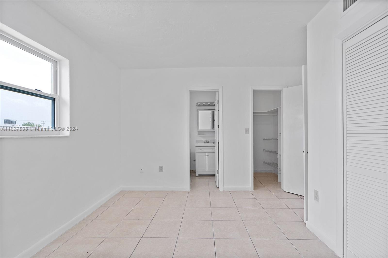 GABLES EDGE CONDO - Residential Lease