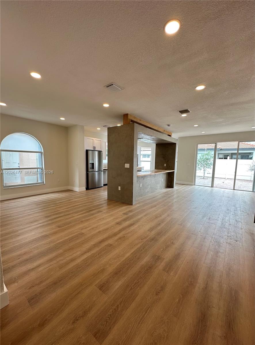 PORTOFINO POINTE - Residential Lease