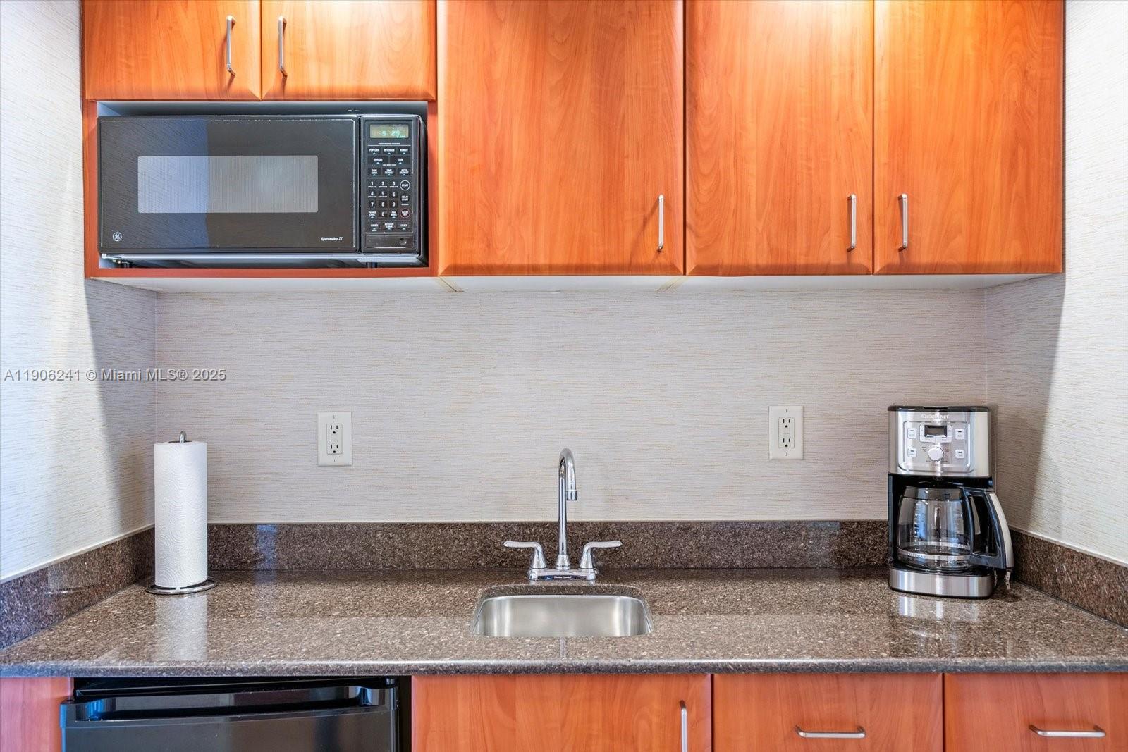 TRUMP INTERNATIONAL SONES - Residential