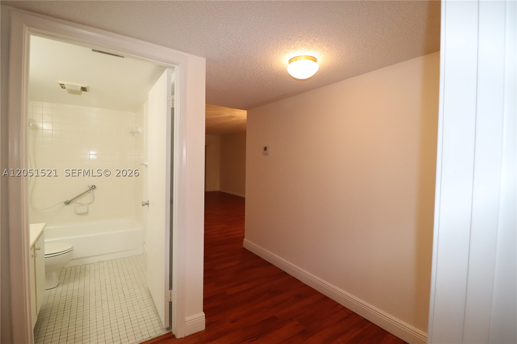 CAMBRIDGE AT CENTURY VILL - Residential Lease