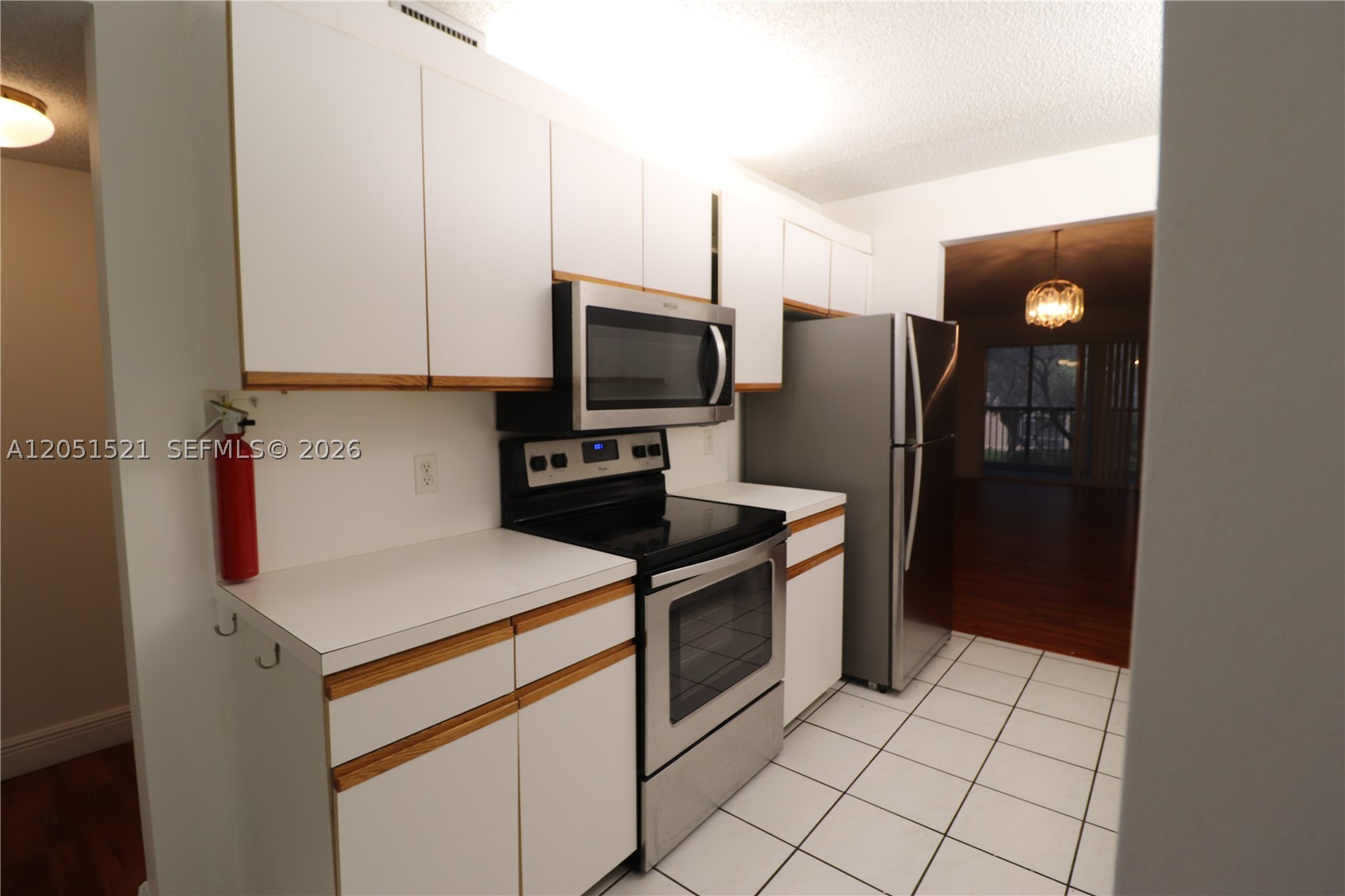 CAMBRIDGE AT CENTURY VILL - Residential Lease