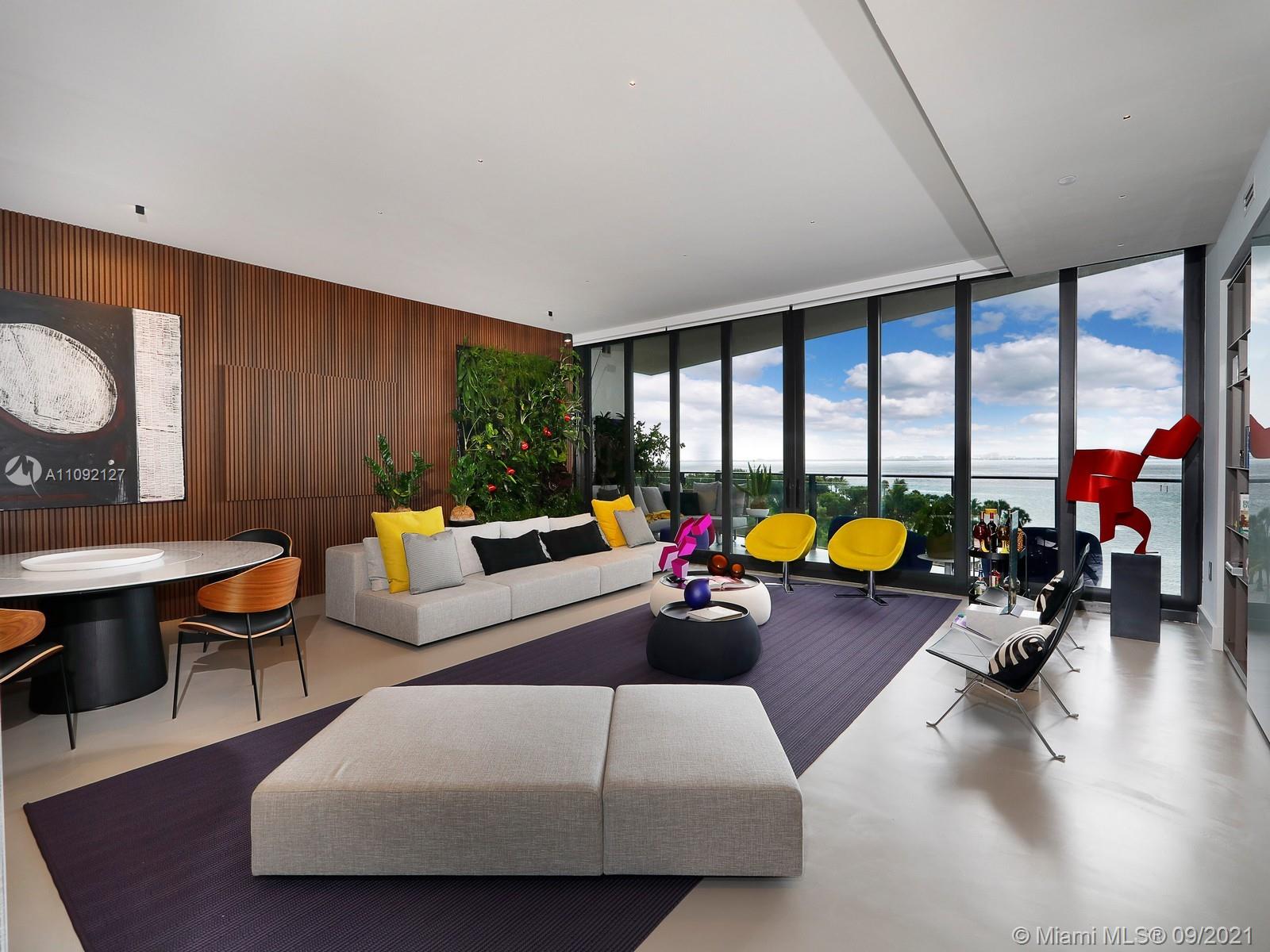 THE FAIRCHILD COCONUT GROV - Residential