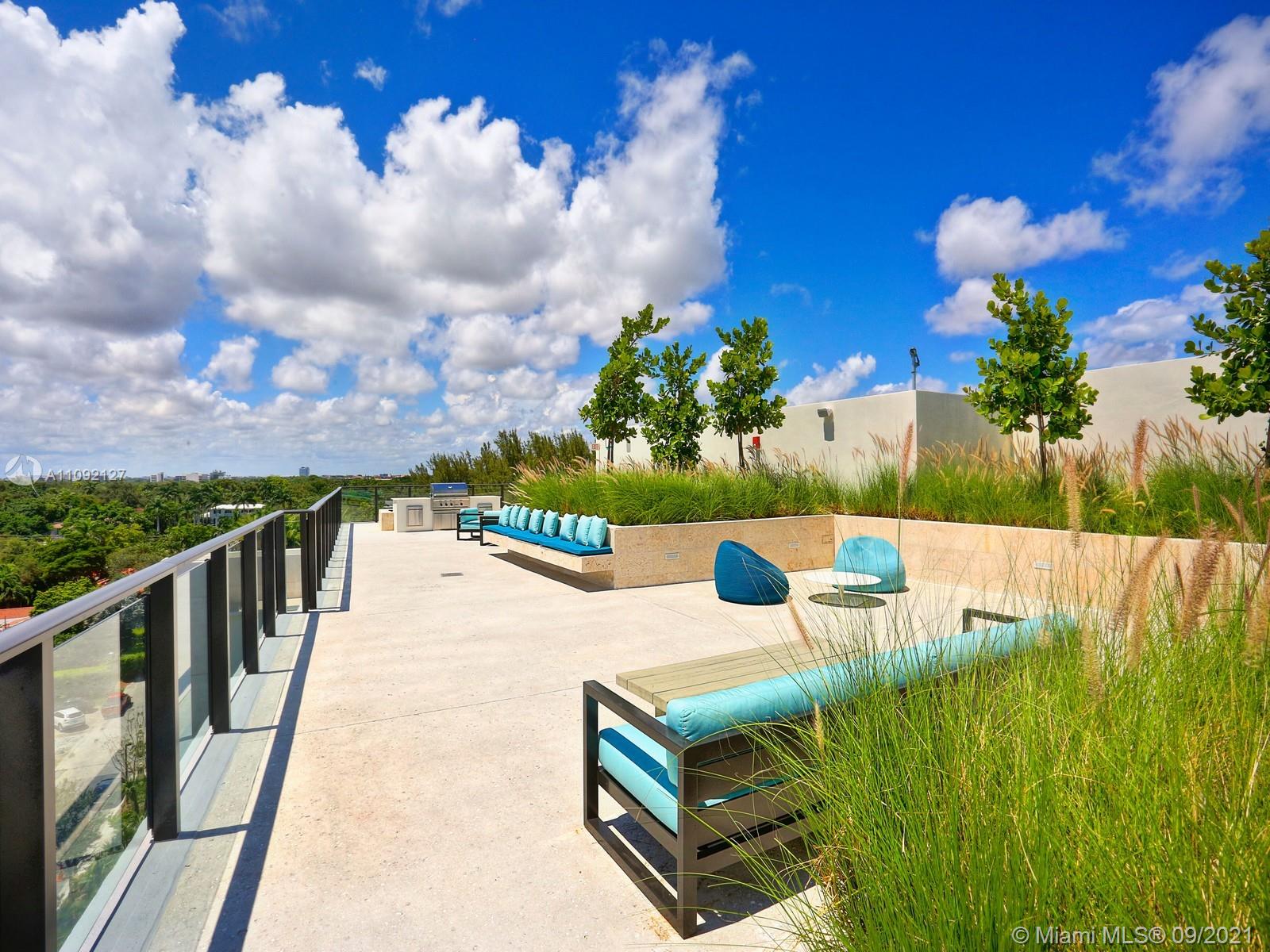 THE FAIRCHILD COCONUT GROV - Residential