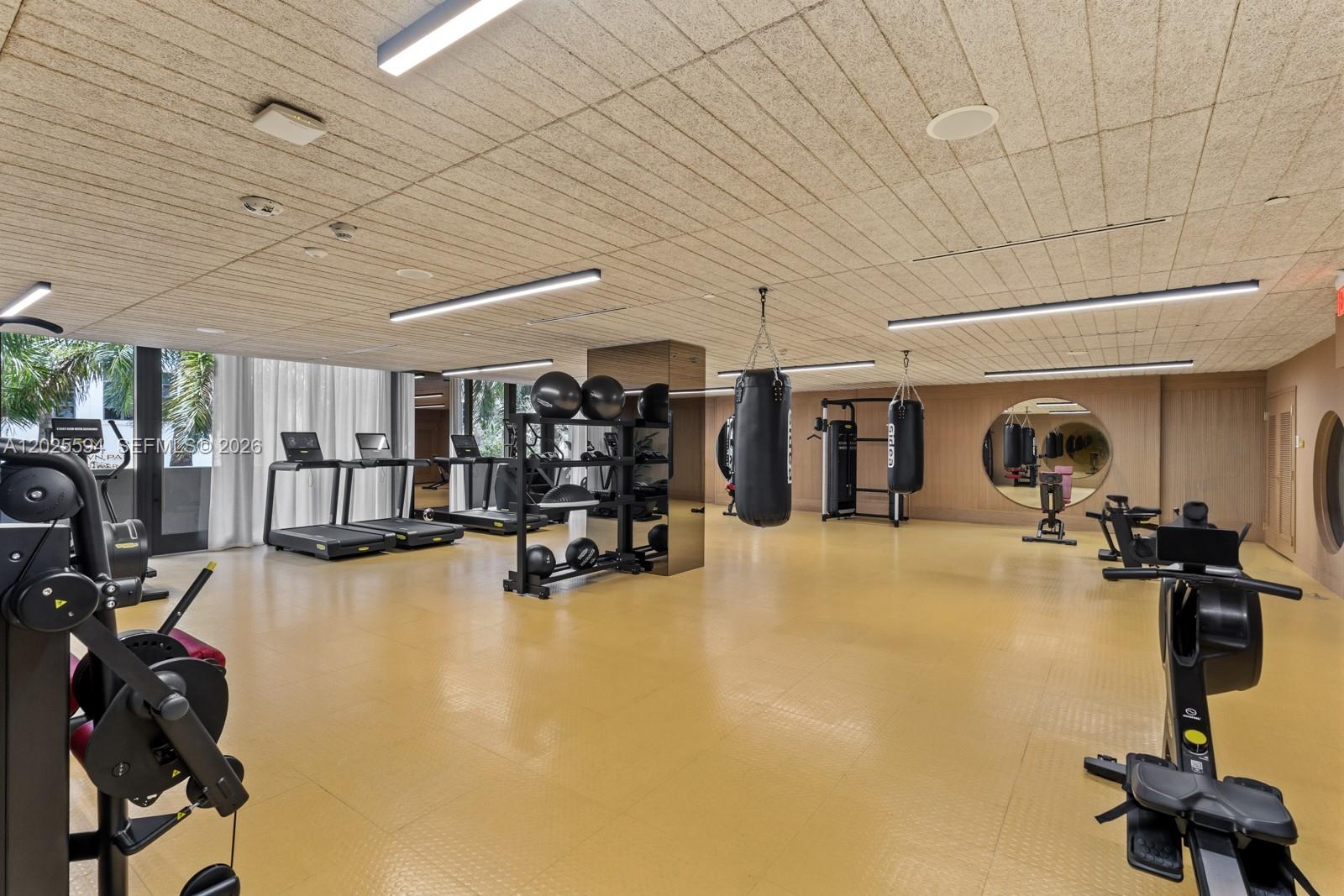 THE STANDARD MIDTOWN - Residential Lease