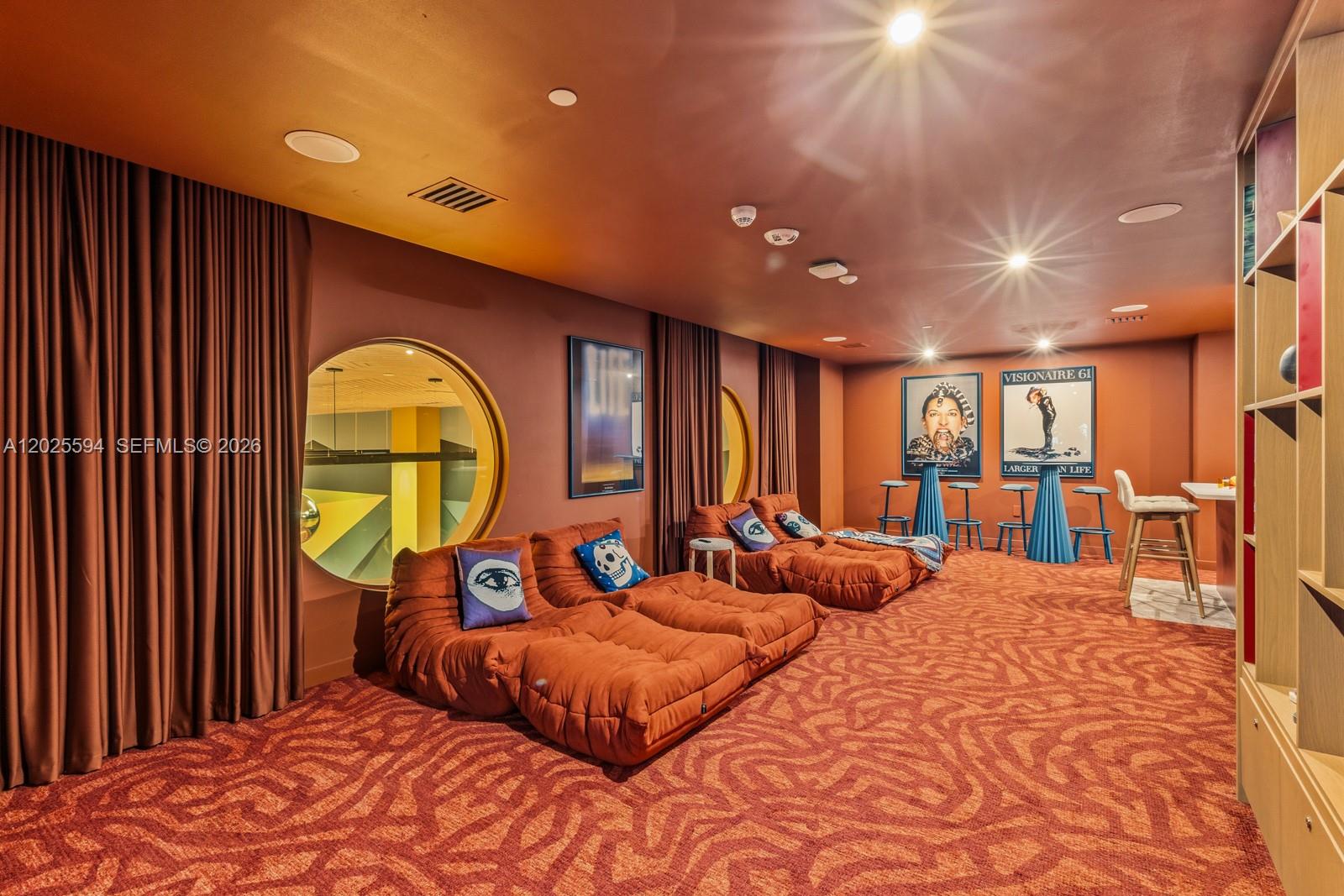 THE STANDARD MIDTOWN - Residential Lease