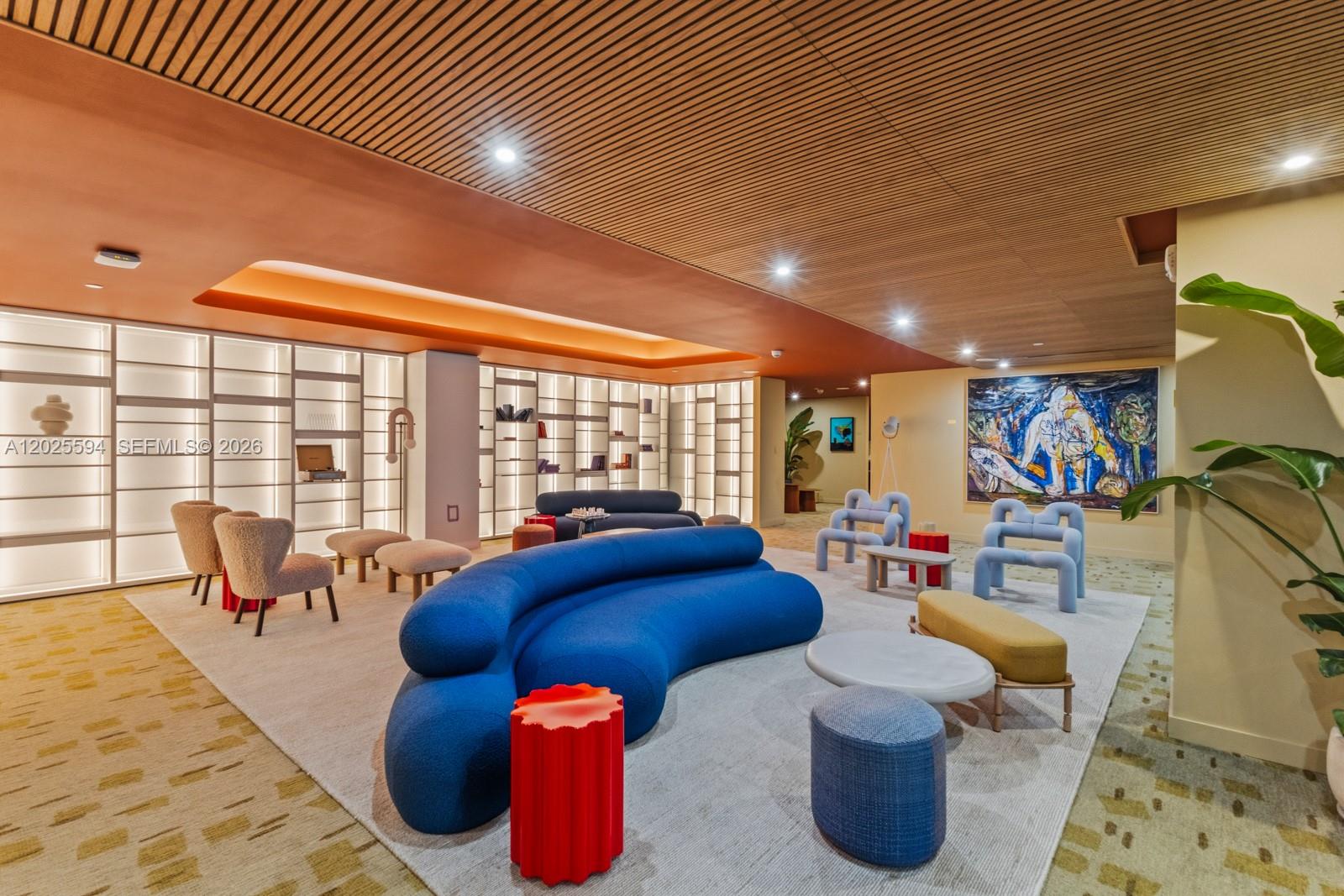 THE STANDARD MIDTOWN - Residential Lease