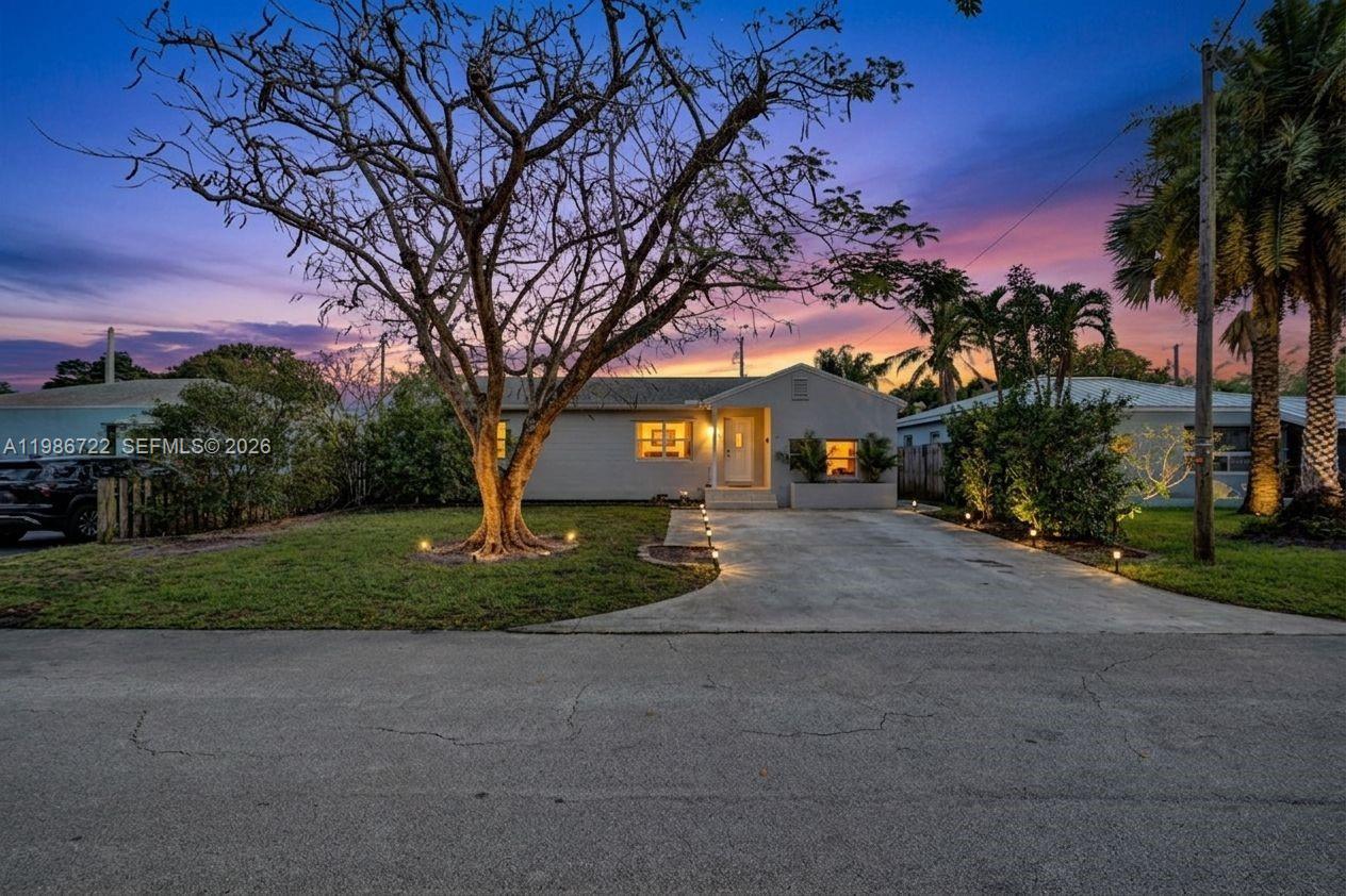 SUNSET TRAILS NO 2 - Residential