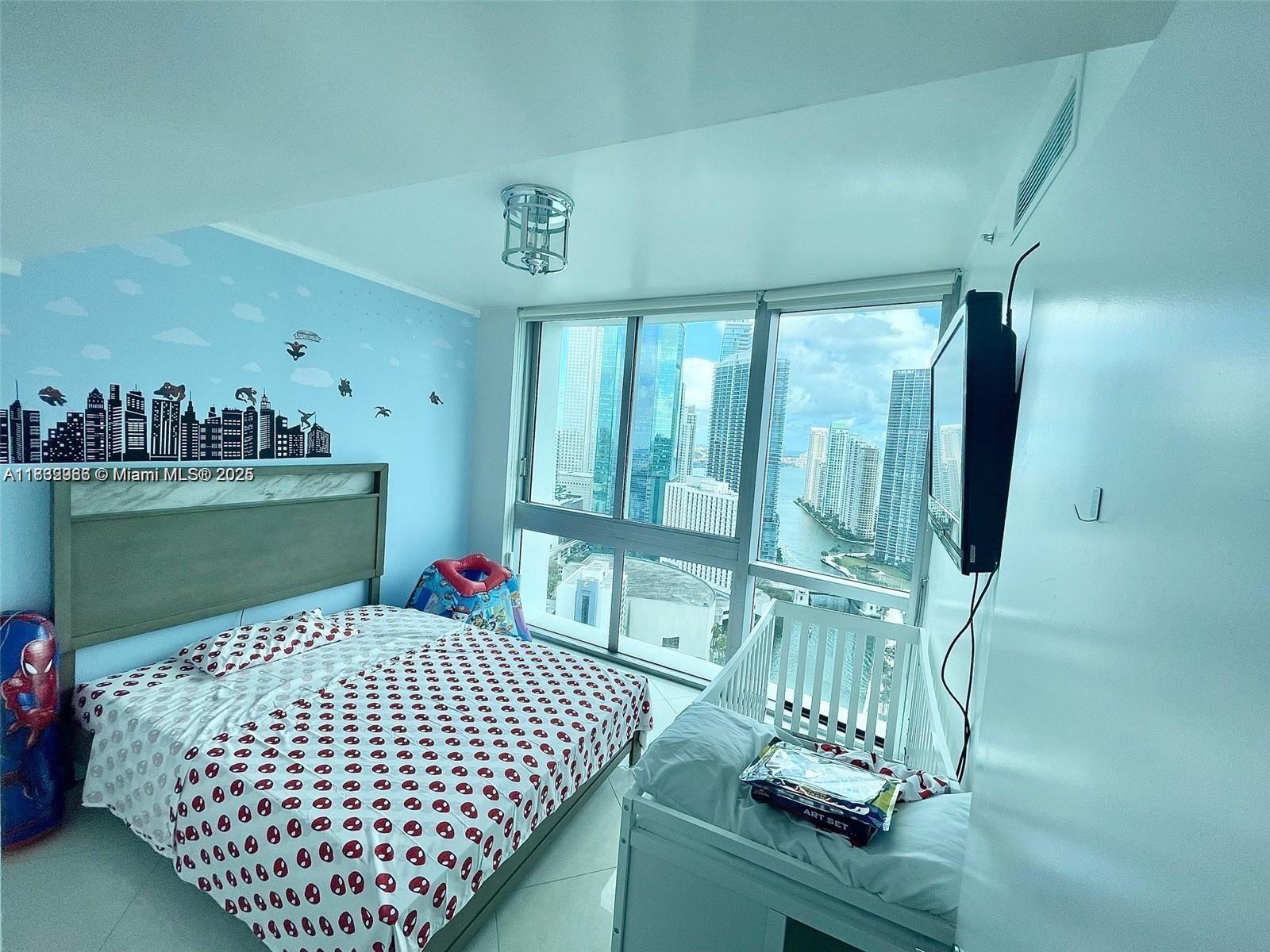 WIND CONDO - Residential