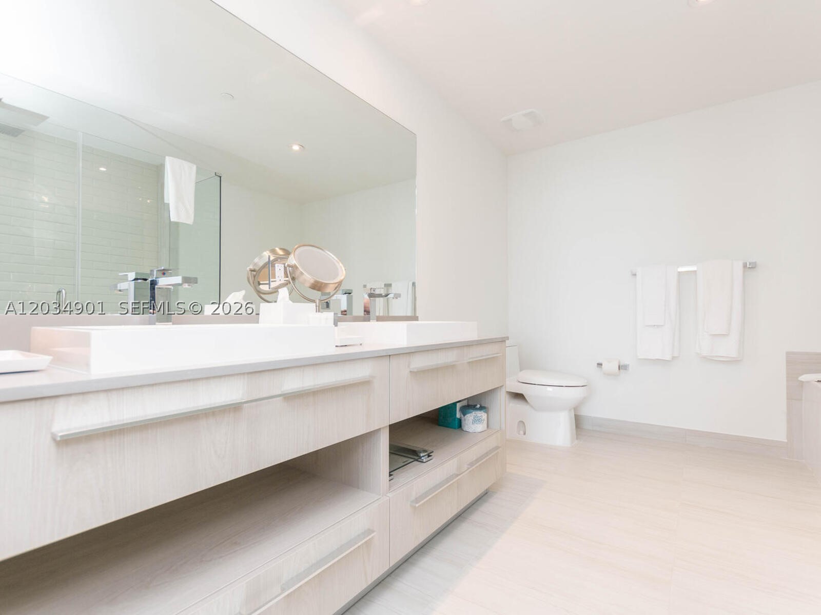 4010 SOUTH OCEAN CONDO - Residential