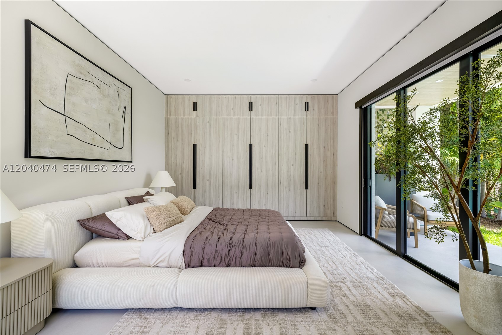 BISCAYNE LAWN EXTENSION - Residential