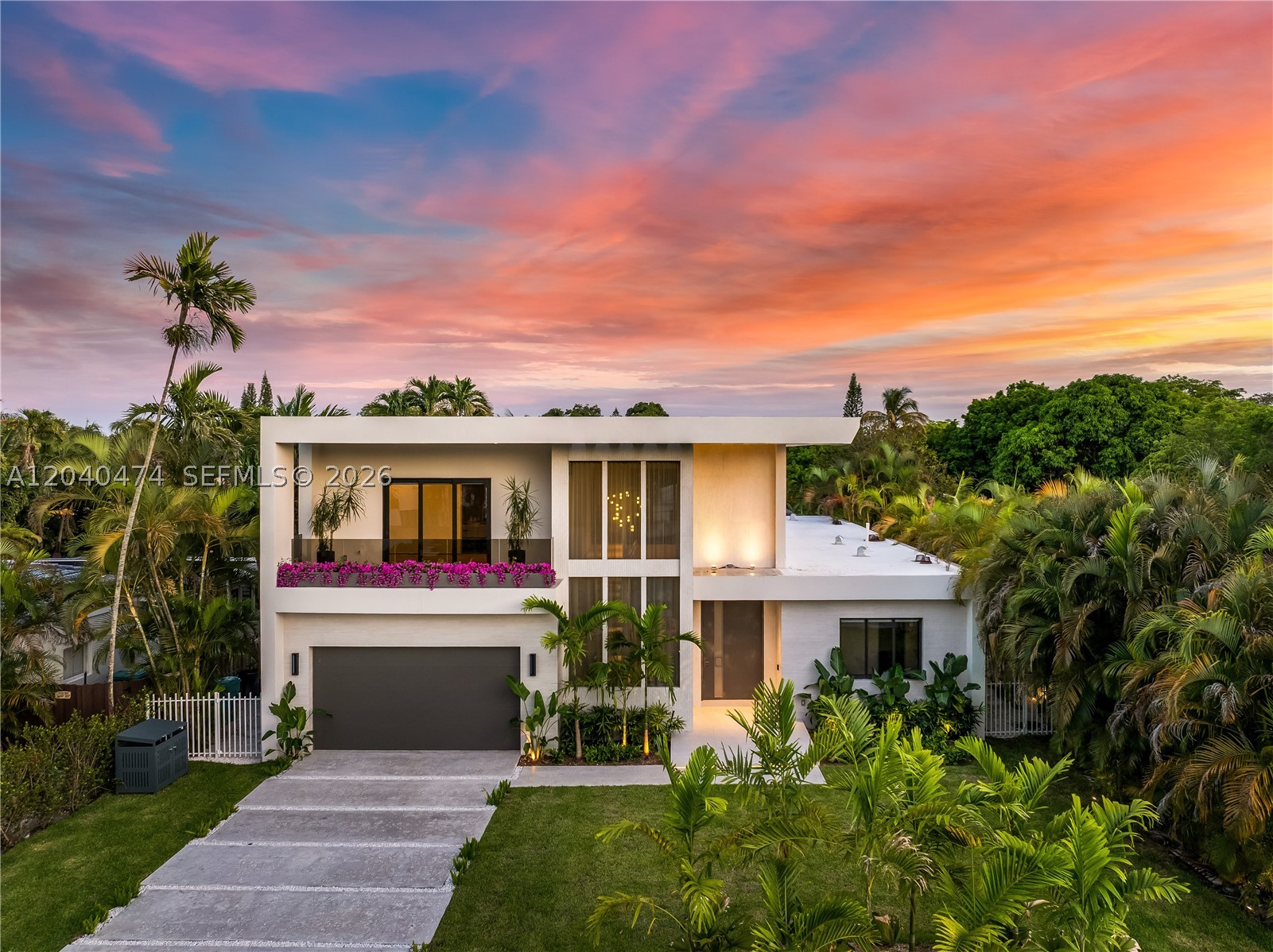 BISCAYNE LAWN EXTENSION - Residential