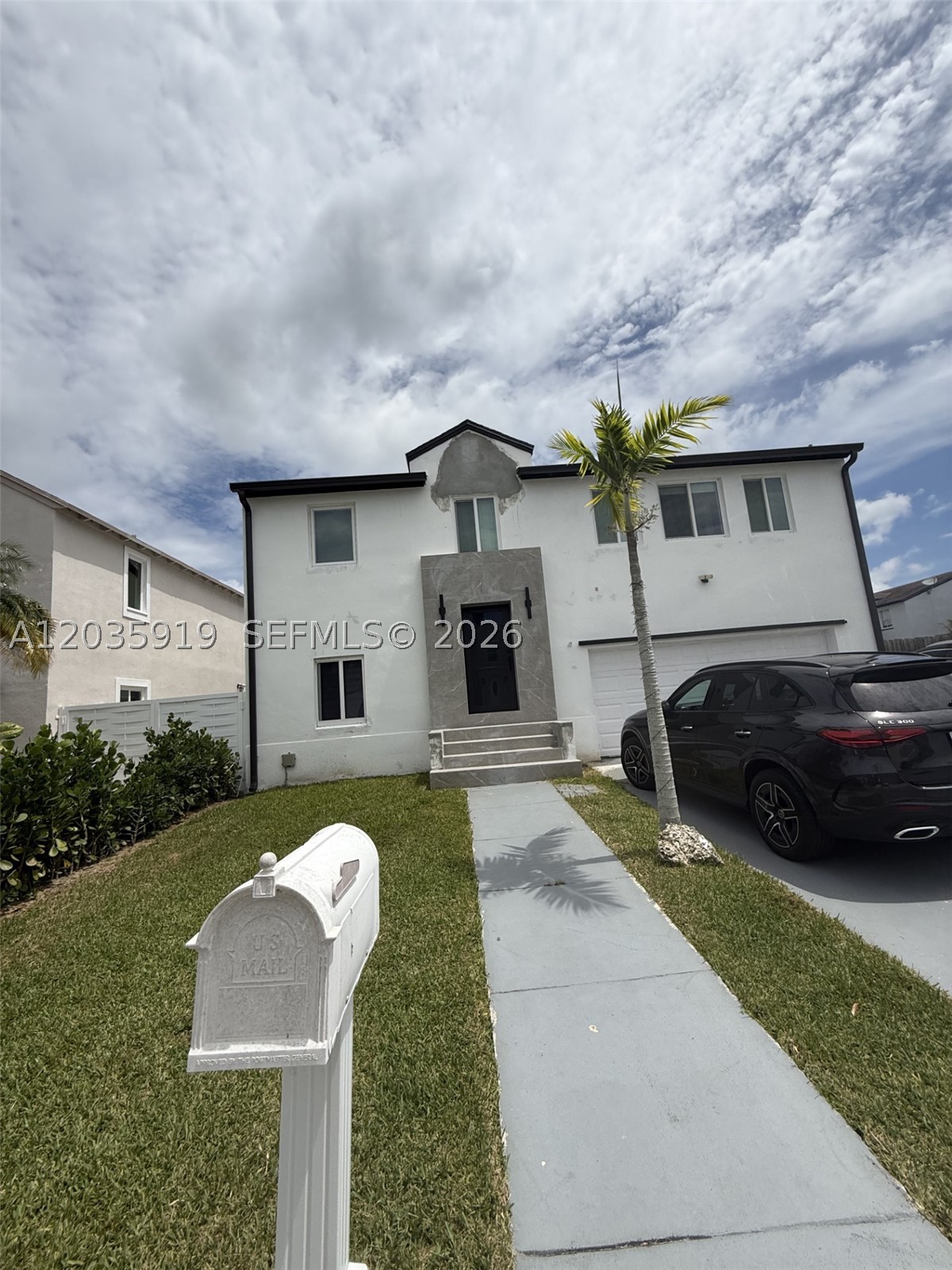 ALLMOST NEW HOUSE, IMPECABLE AND READY FOR YOUR CLIENT. THE HOUSE HAVE 4 BEDROOMS AND 3 BATH AND A BRAND NEW STUDIO, 2 CENTRAL AC, ANICE PATIO WITH A GREAT POOL.THE RENT INCLUDE WATER AND ELECTRICITY!
