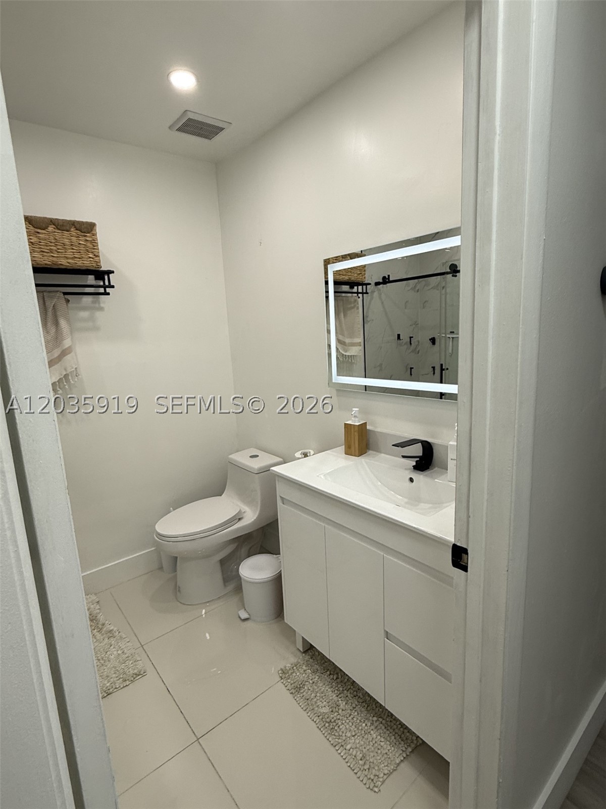 CUTLER LANDINGS REPLT - Residential Lease