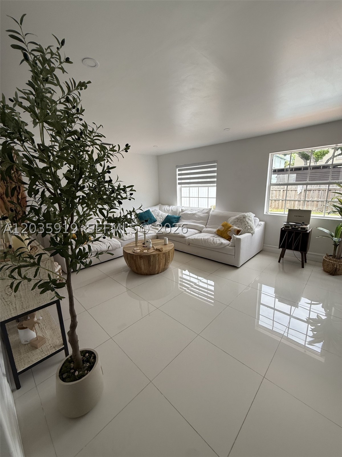 CUTLER LANDINGS REPLT - Residential Lease