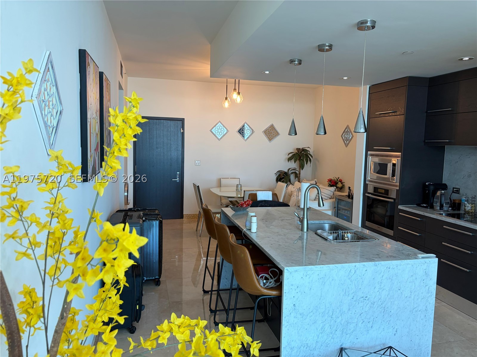 900 BISCAYNE BAY CONDO - Residential