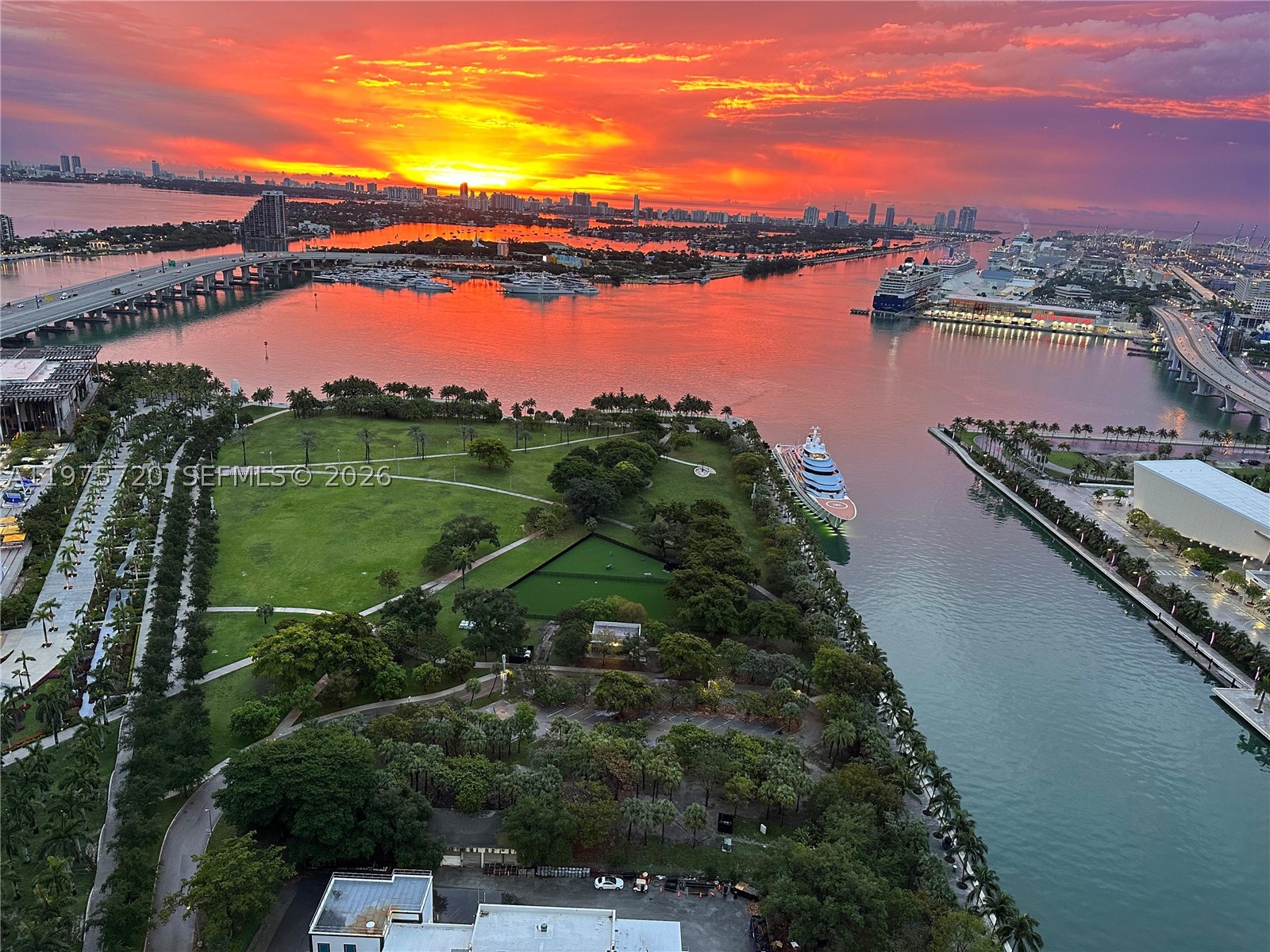 900 BISCAYNE BAY CONDO - Residential