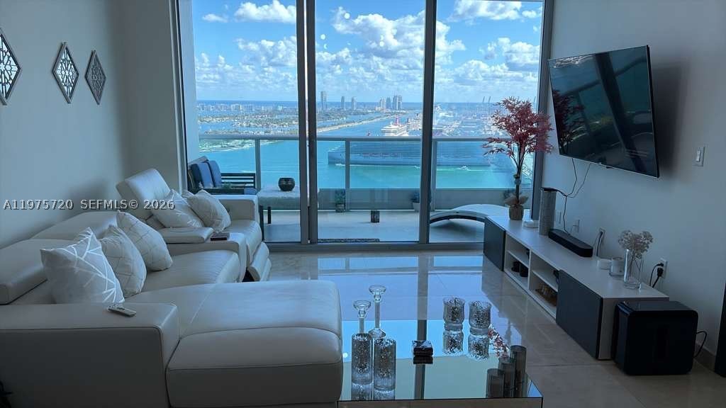 900 BISCAYNE BAY CONDO - Residential