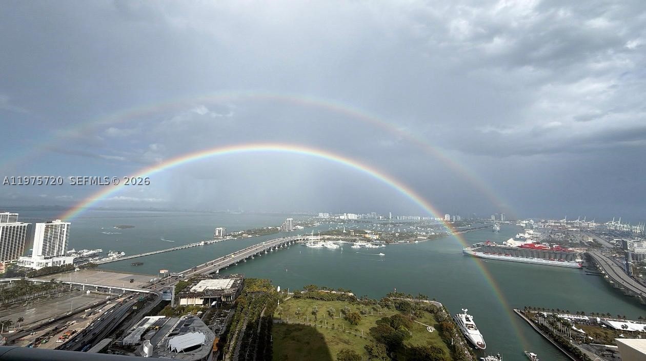 900 BISCAYNE BAY CONDO - Residential
