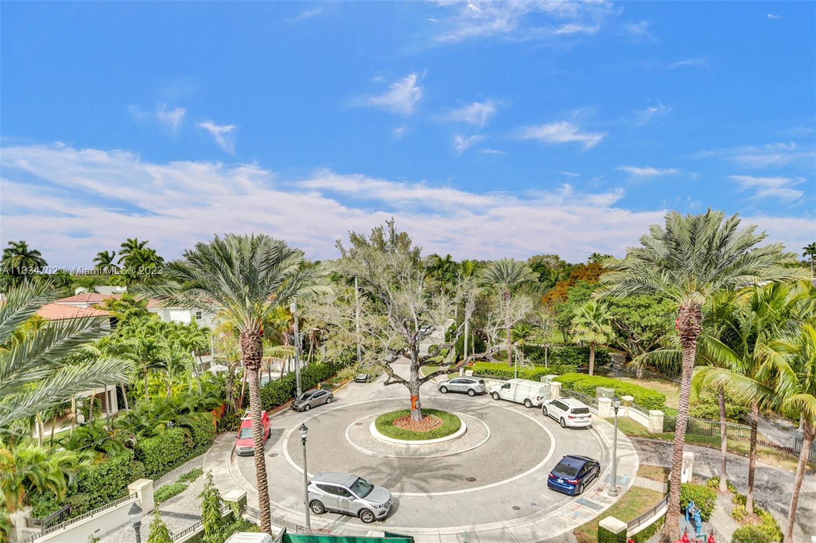 RESIDENCES AT VIZCAYA CON - Residential Lease