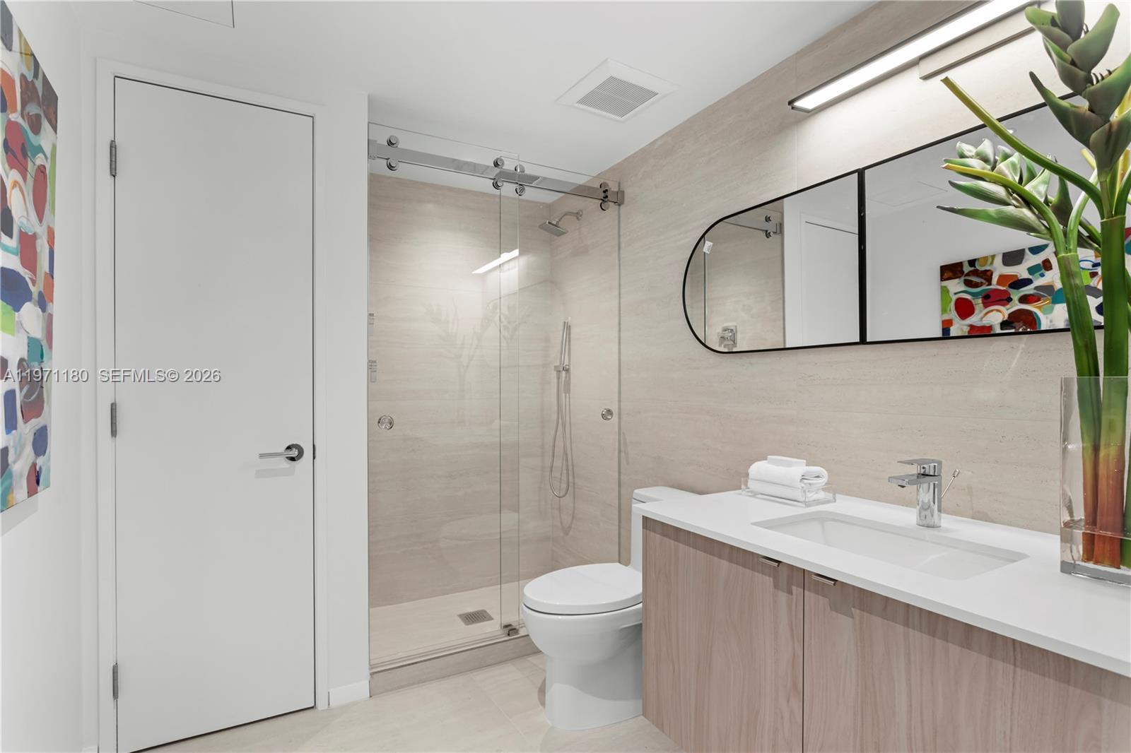 BAYSHORE PLAZA UNIT NO 6 - Residential