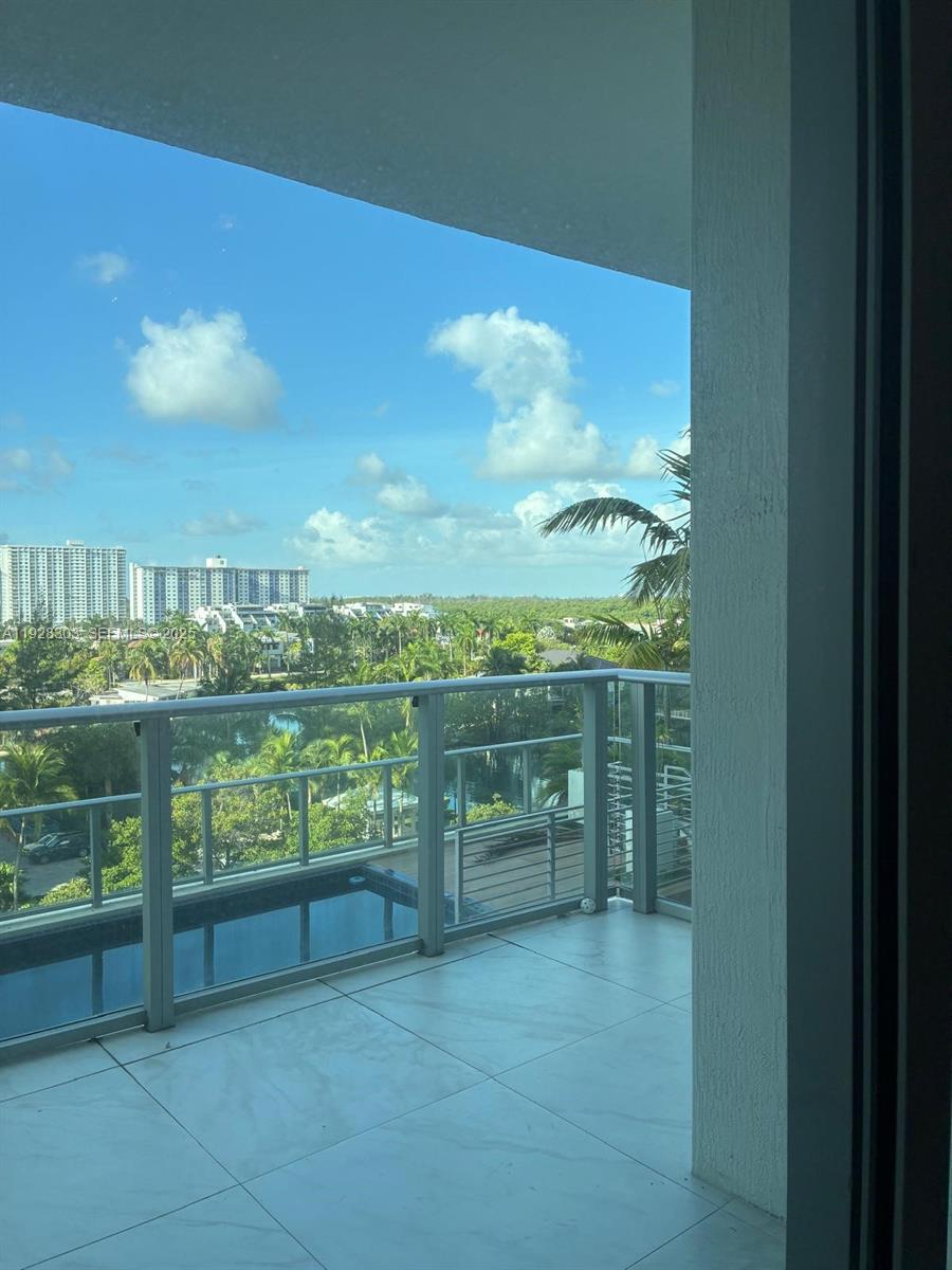 PARQUE TOWERS CONDO - Residential