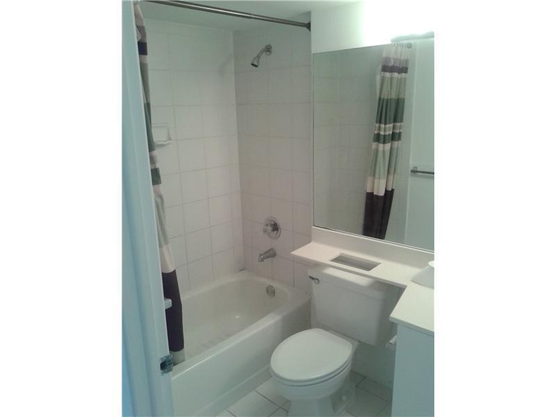 PARC CENTRAL AVENTURA EAS - Residential Lease