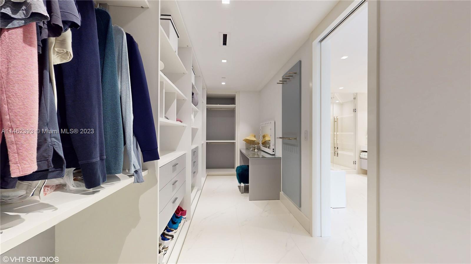 BAYVIEW FISHER ISL CONDO - Residential