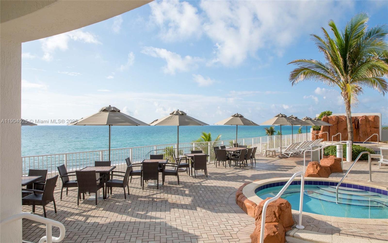 TRUMP INTERNATIONAL SONES - Residential