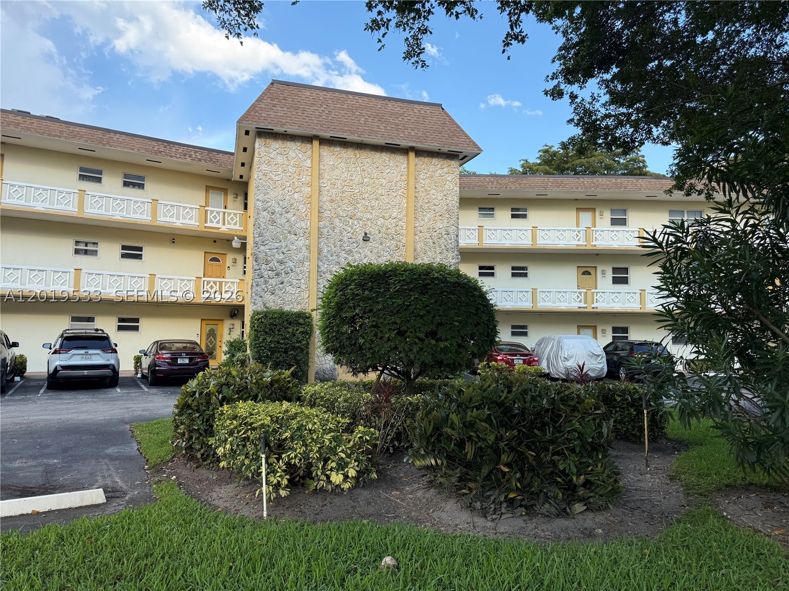 LILAC GARDENS CONDO - Residential