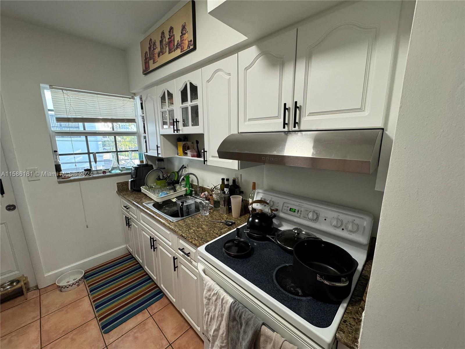 SOUTHERN STAR CONDO - Residential Lease