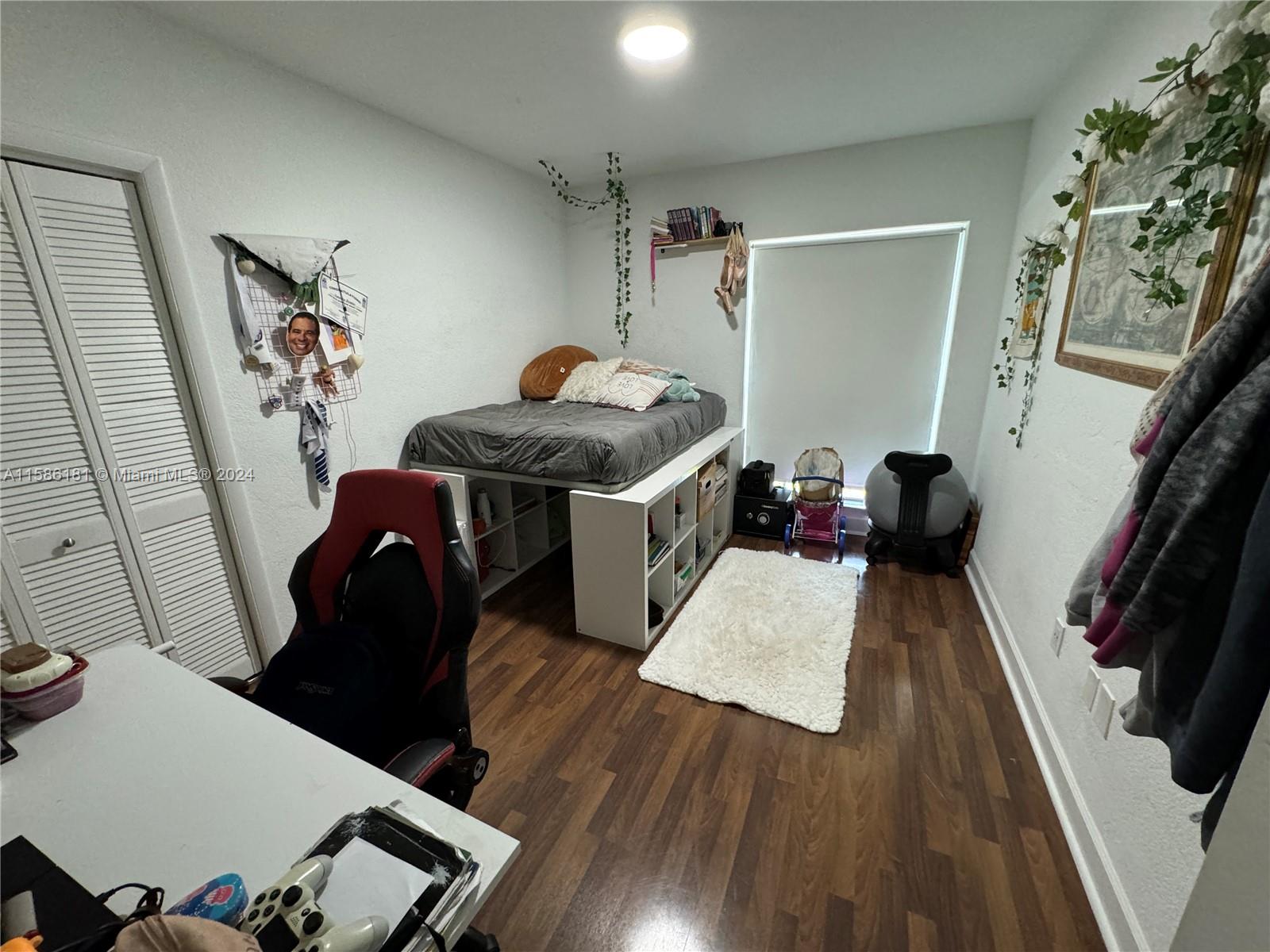 SOUTHERN STAR CONDO - Residential Lease