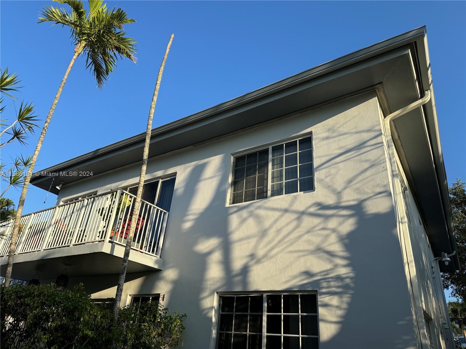 SOUTHERN STAR CONDO - Residential Lease