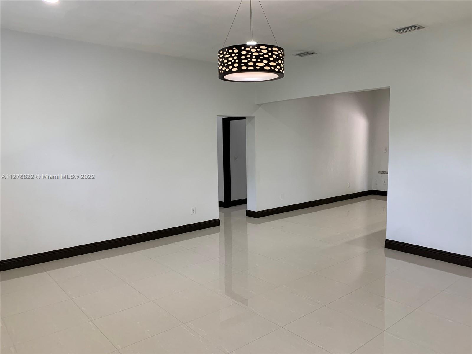 BIRD ROAD FARMSITES - Residential Lease