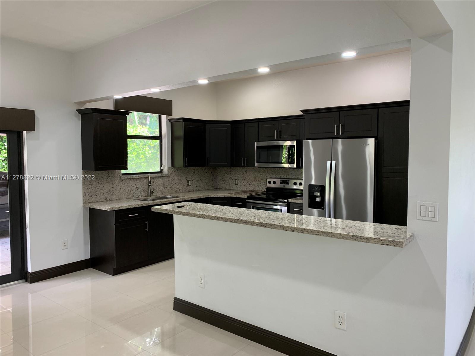 BIRD ROAD FARMSITES - Residential Lease