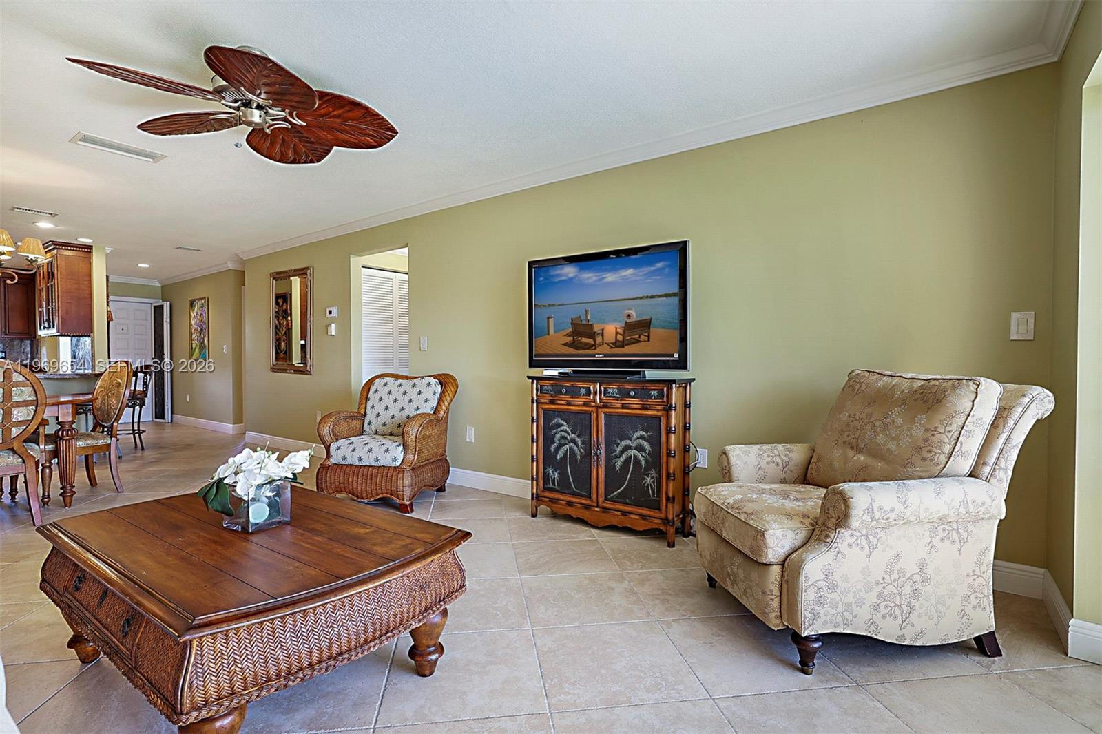 BROADVIEW CONDO - Residential