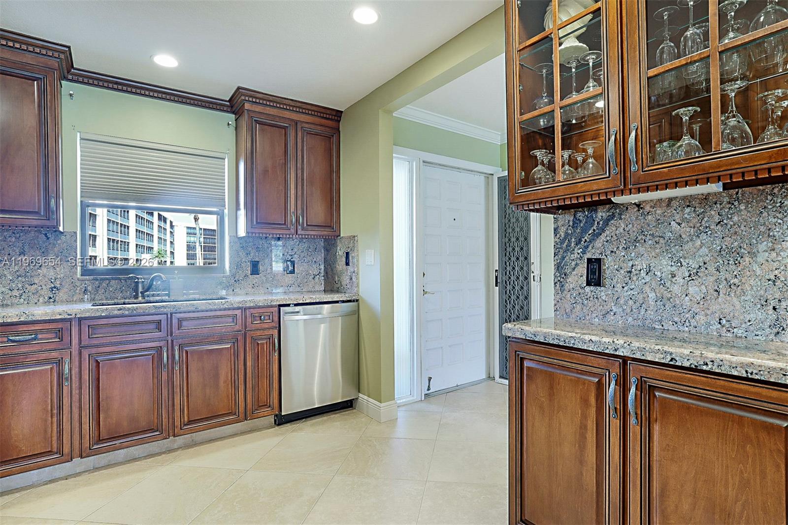 BROADVIEW CONDO - Residential
