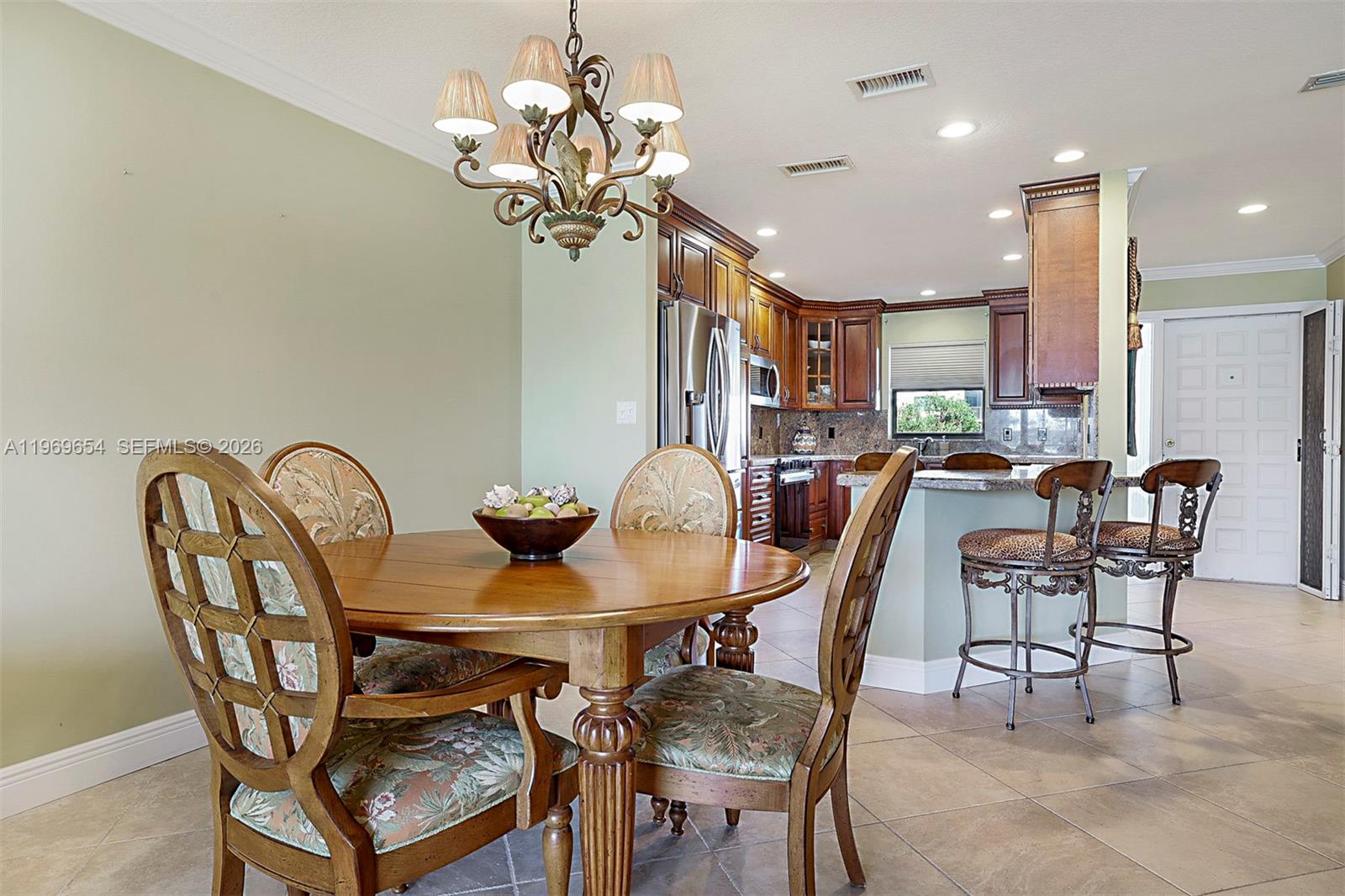 BROADVIEW CONDO - Residential