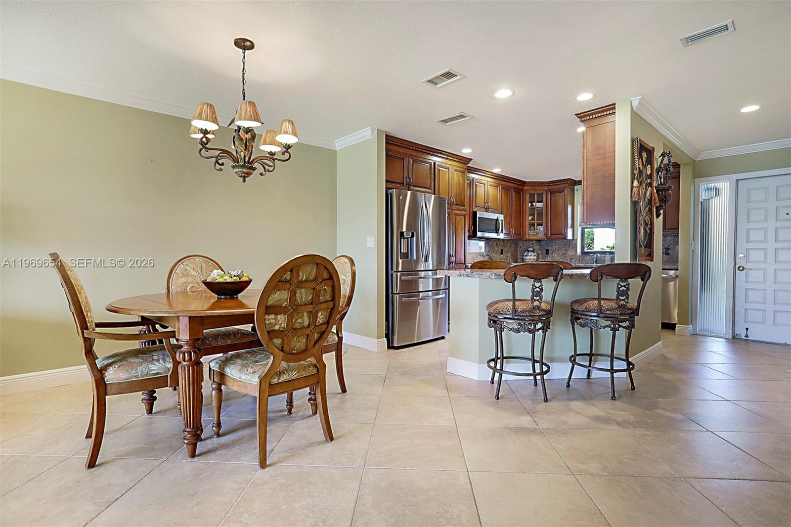 BROADVIEW CONDO - Residential