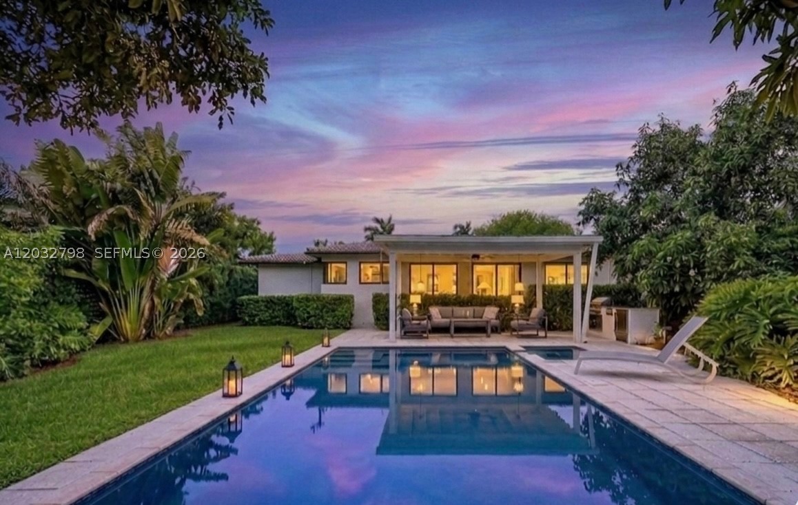 MIAMI SHORES SEC 8 REV - Residential