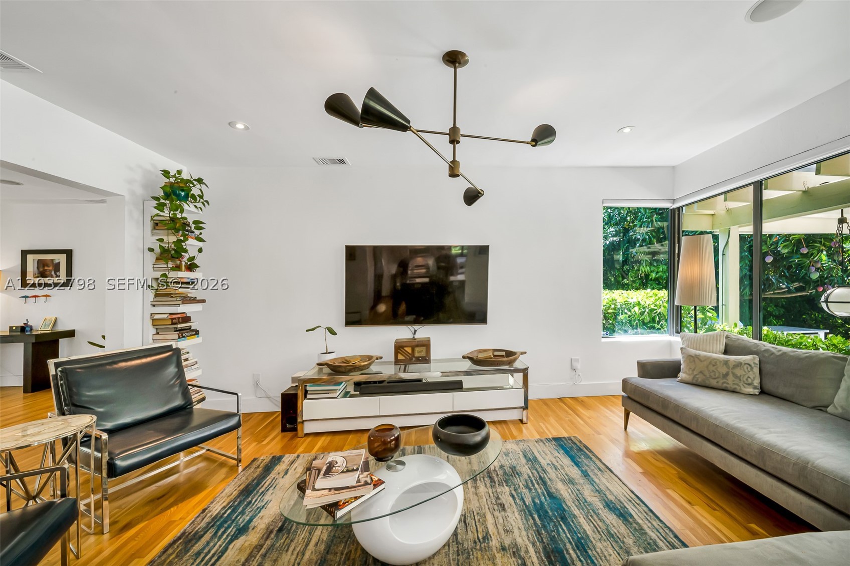 MIAMI SHORES SEC 8 REV - Residential