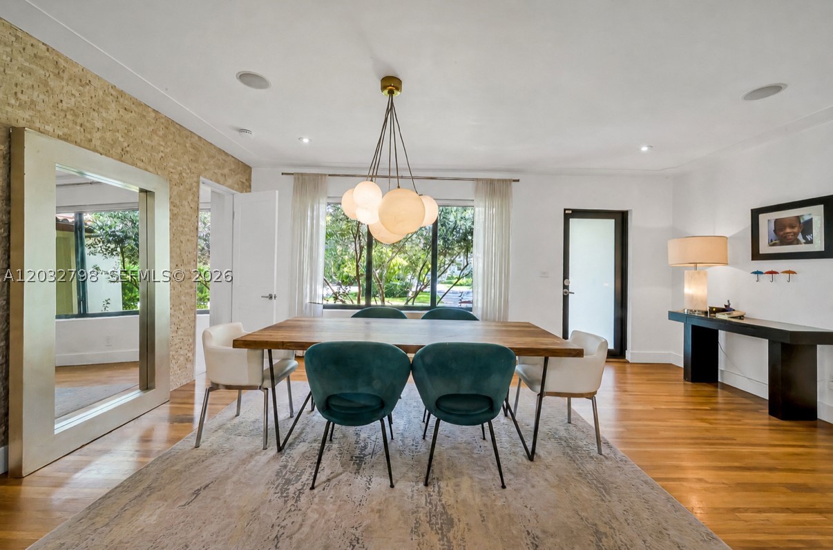 MIAMI SHORES SEC 8 REV - Residential