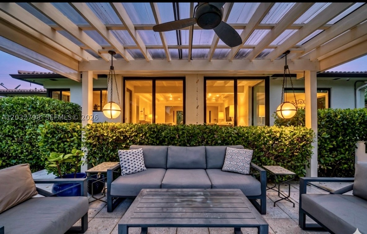 MIAMI SHORES SEC 8 REV - Residential