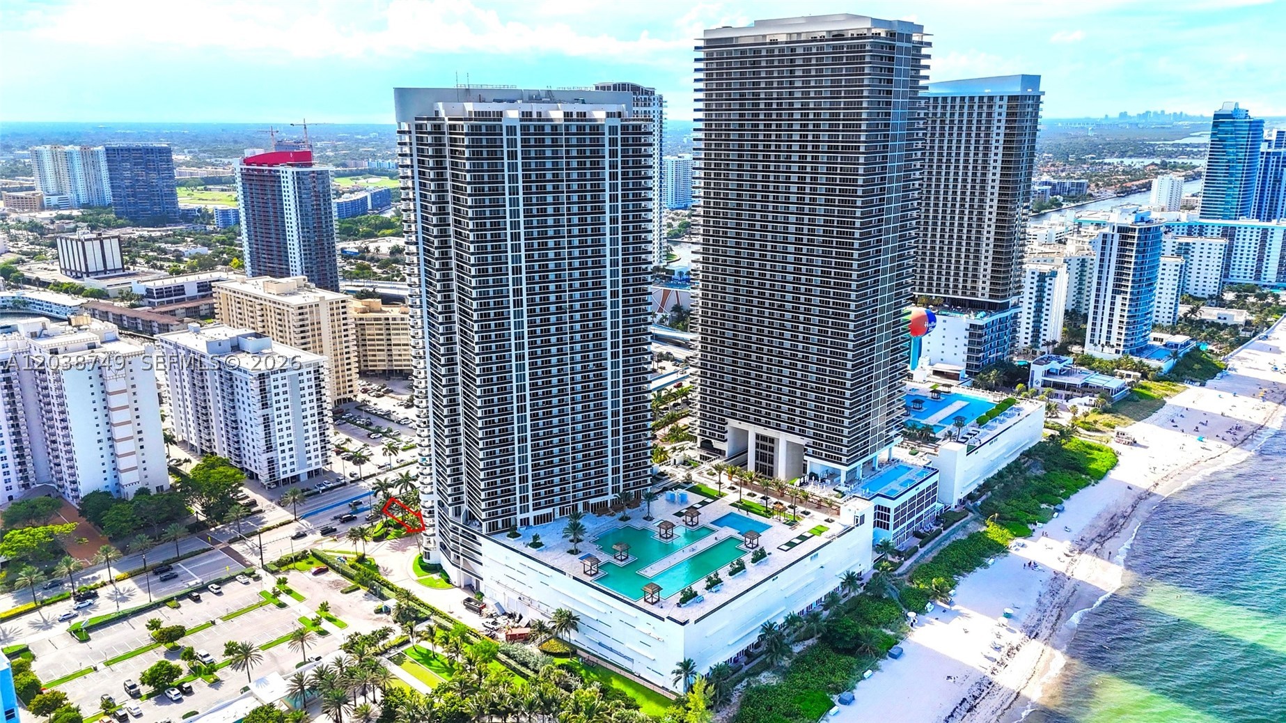 BEACH CLUB CONDO - Residential Lease