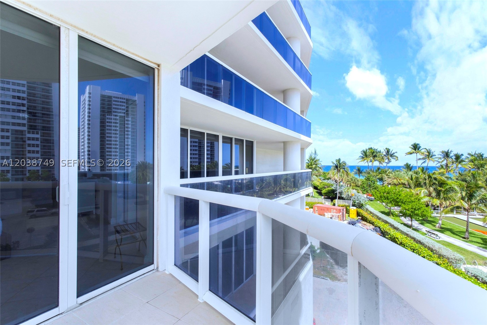 BEACH CLUB CONDO - Residential Lease