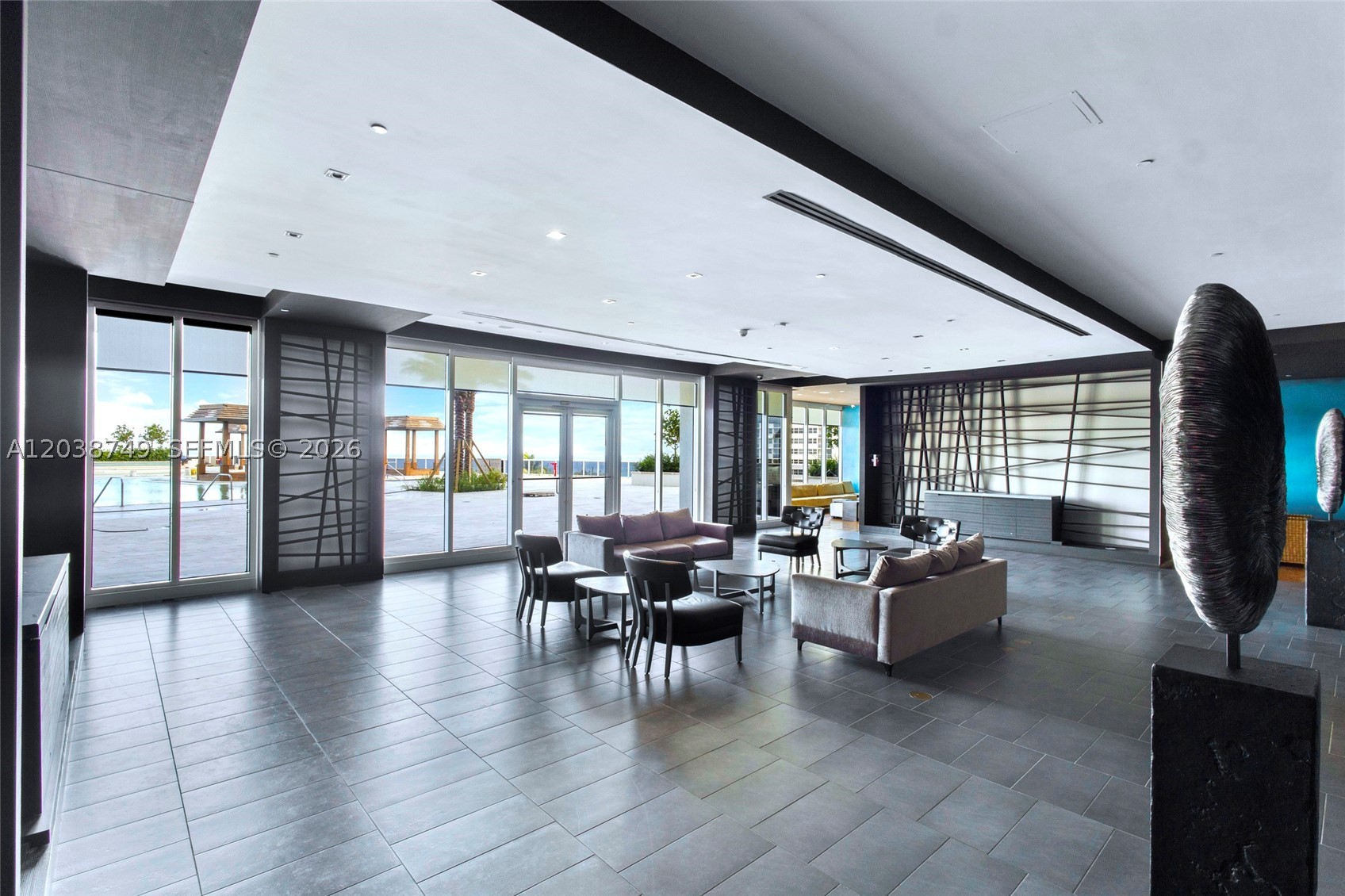 BEACH CLUB CONDO - Residential Lease