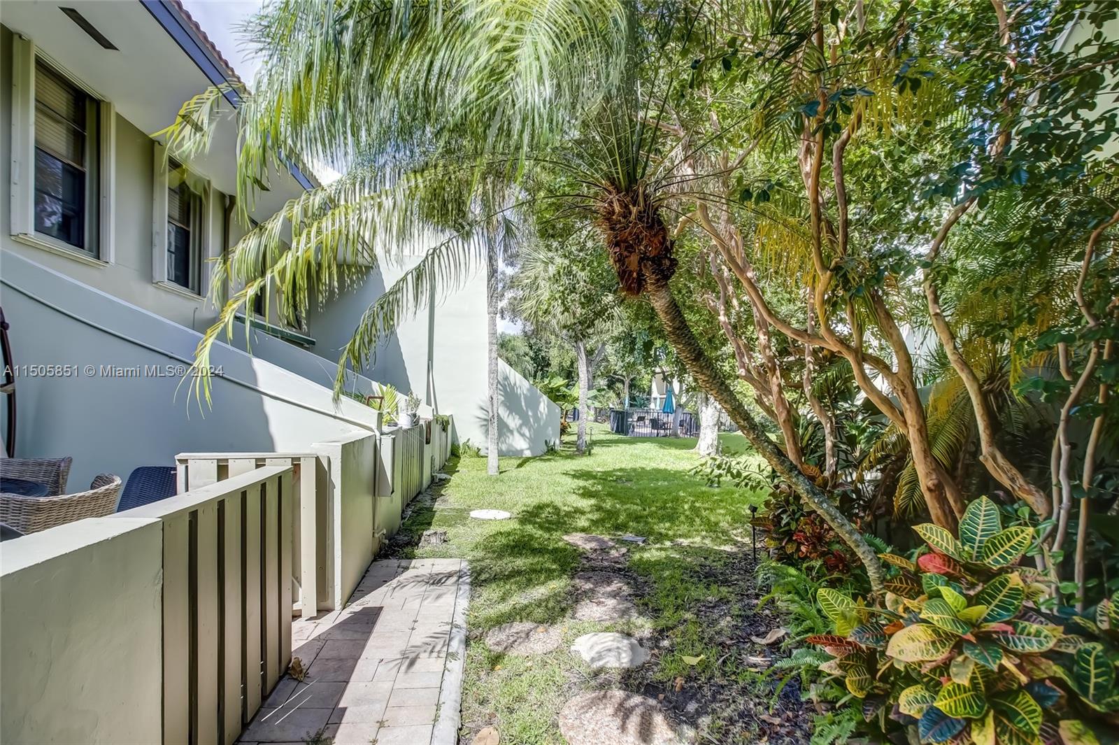 BAYVIEW VILLAGE CONDO - Residential