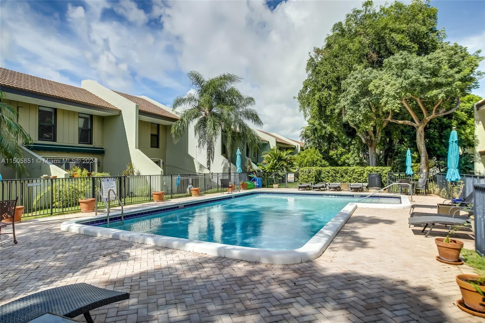 BAYVIEW VILLAGE CONDO - Residential