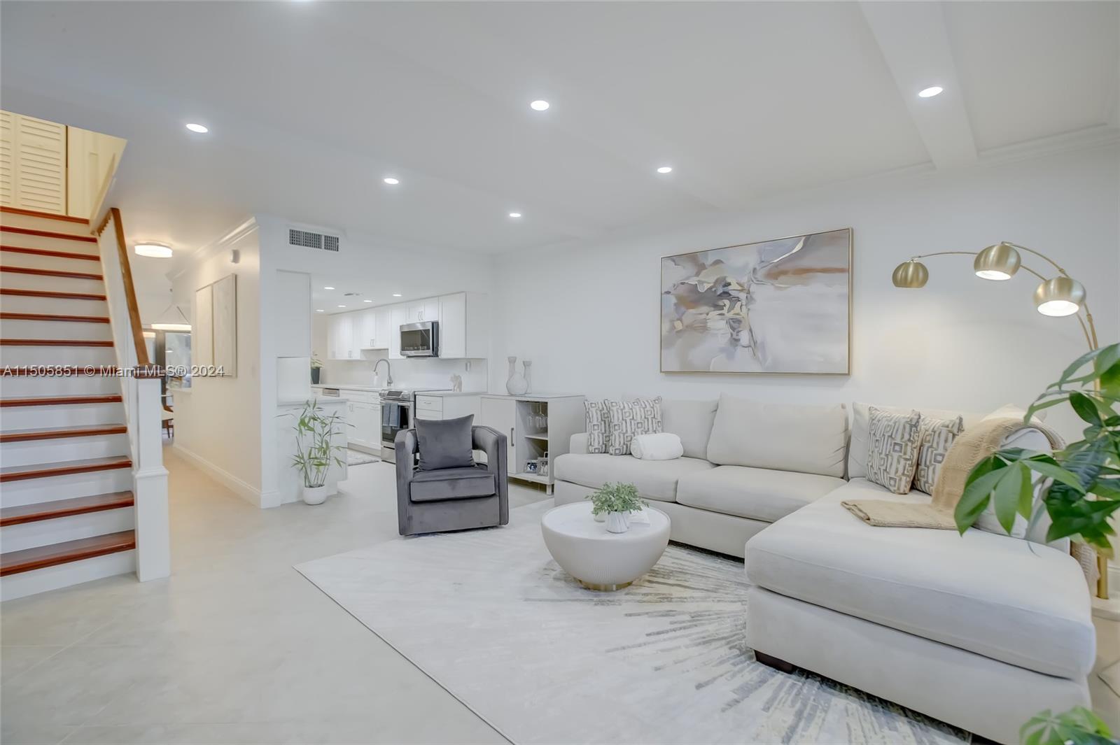 BAYVIEW VILLAGE CONDO - Residential