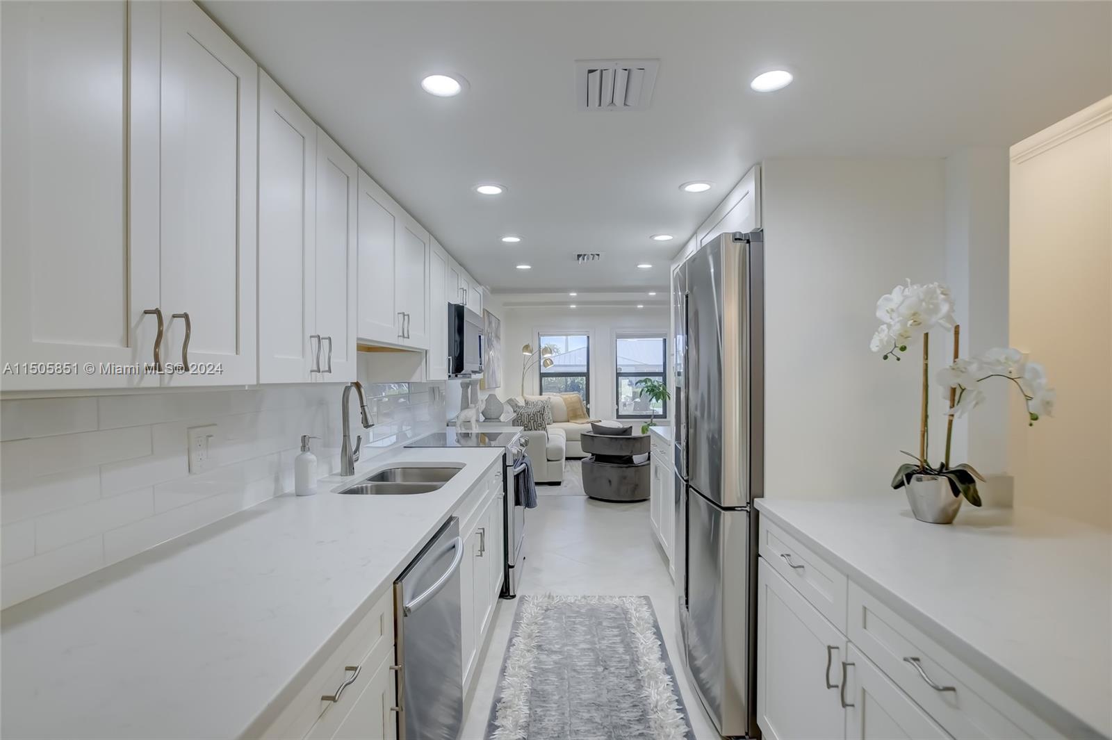 BAYVIEW VILLAGE CONDO - Residential